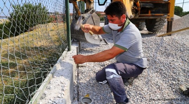  Saruhanlı Gökçeköy Mahallesindeki Halı Sahada Tadilat