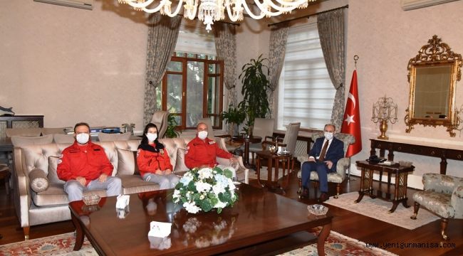 Manisa Arama Kurtarma Derneğinden Vali Karadeniz’e Ziyaret