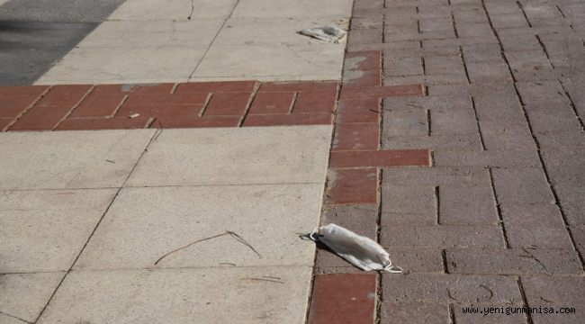 Yunusemre Belediyesi’nden “maske ve eldivenlerinizi yere atmayın” uyarısı 