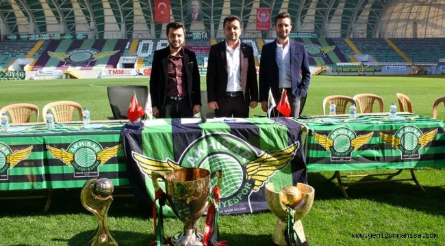  Akhisarspor  yeni transferlerini  basına tanıttı
