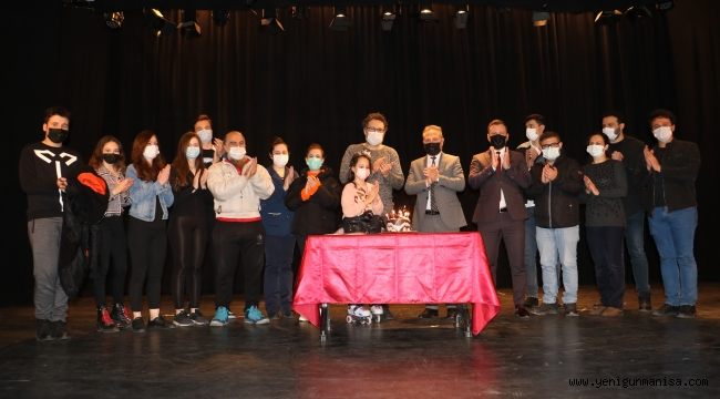 Büyükşehir’den Dünya Tiyatro Günü Kutlaması