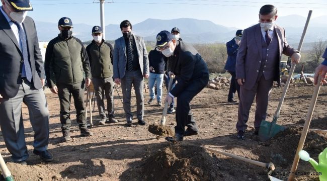 Manisa Hızlı Tren Güzergâhına 20.000 Lavanta Fidanı Dikildi