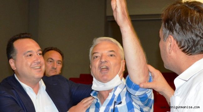 Büyükşehir meclis gerilimi devam ediyor