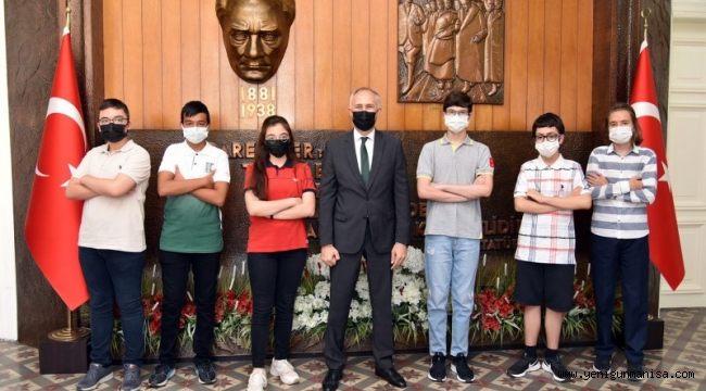 LGS Şampiyonları Ödüllendirildi