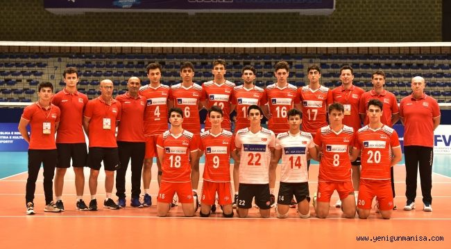 Voleybolda Milliler galibiyetle başladı