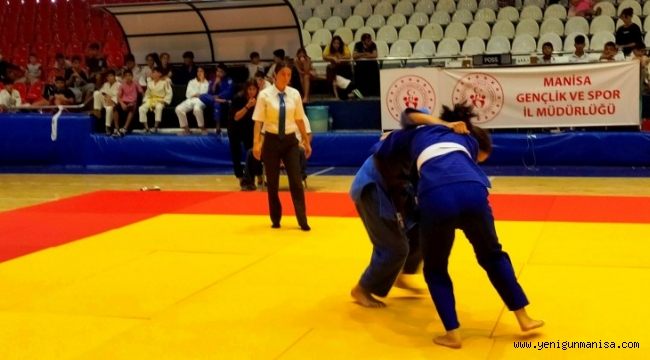 MANİSA YILDIZLAR JUDO İL BİRİNCİLİĞİ YAPILDI
