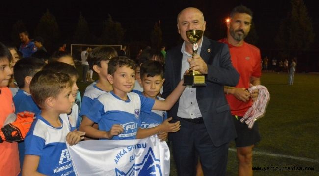 EMİN ALİ OTAL MİNİKLER FUTBOLTURNUVASI DÜZENLENDİ