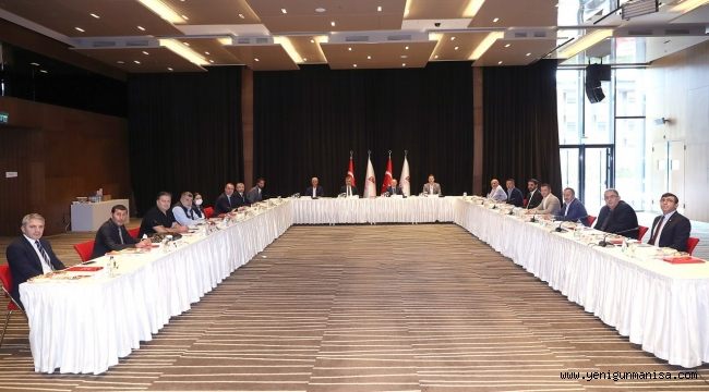TFF 2 VE 3. LİG KULÜPLER BİRLİĞİ DEĞERLENDİRME TOPLANTISI YAPILDI