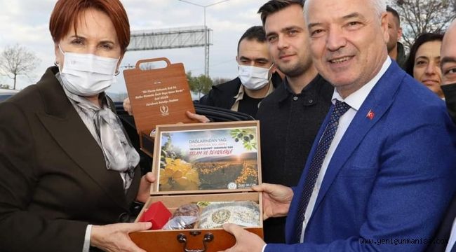 İYİ Parti Genel Başkanı Meral Akşener Saruhanlı