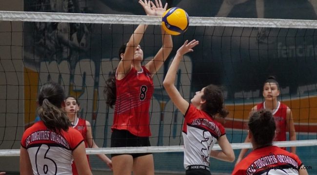 OKUL SPORLARI VOLEYBOL GRUP MÜSABAKALARI SONA ERDİ