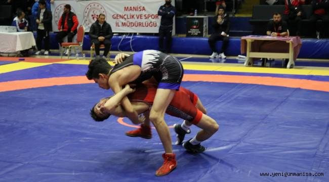 Gençler Güreş Grup Müsabakaları Manisa’da başladı