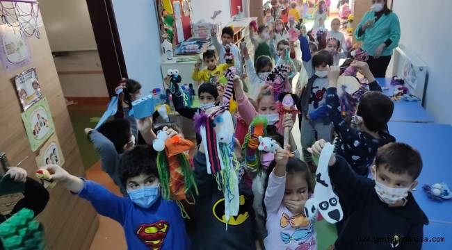 Yunusemre Muradiye Cumhuriyet İlkokulu Anasınıfında Dünya Kukla Günü şenliği 