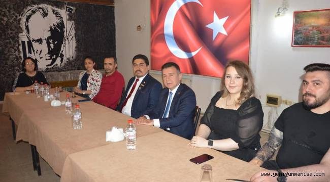 Manisa Şehit Aileleri ve Gaziler Derneği Yemekte Buluştu