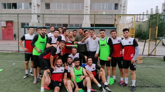 BAŞKAN OSMAN YILDIRIMDAN FUTBOL ADINA GÜZEL BİR SEZON TEMENNİSİ