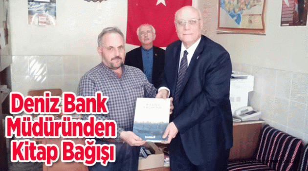 Deniz Bank Müdüründen Kitap Bağışı