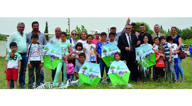 Dünya Çiftçiler Gününde Gökyüzü Uçurtmalarla Şenlendi