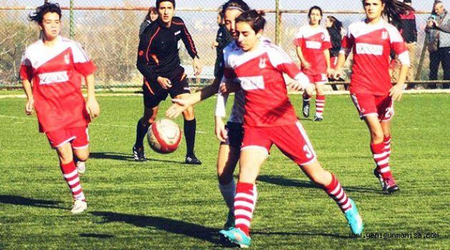 GENÇ KIZLARDA FİNALLERE KALAN TAKIMLAR BELLİ OLDU