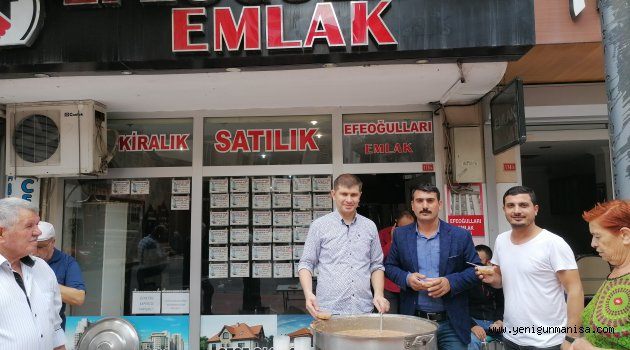 KARAKÖYLÜ ESNAFLARDAN AŞURE HAYRI
