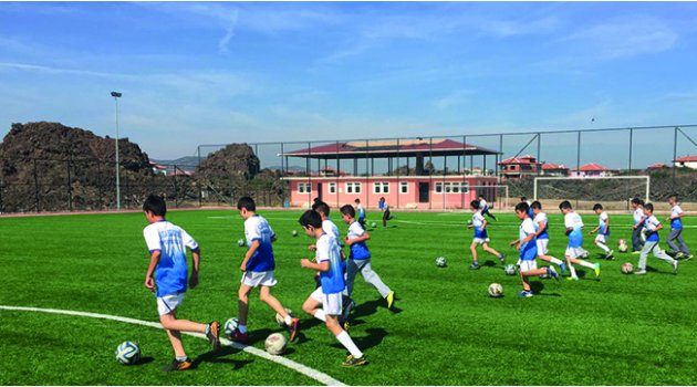 Kula Belediyesi Spor Okullarında Kış Sezonu Başladı