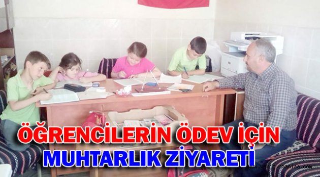 ÖĞRENCİLERİN ÖDEV İÇİN MUHTARLIK ZİYARETİ