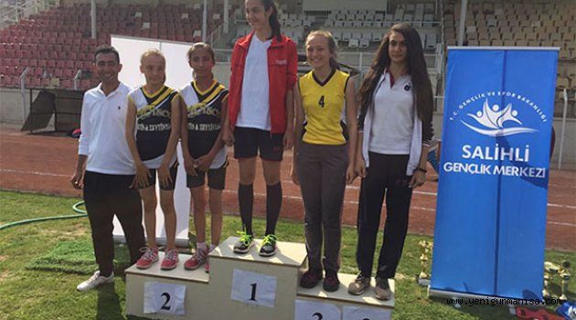 SALİHLİ ATLETİZM İLÇE ŞAMPİYONASI YAPILDI