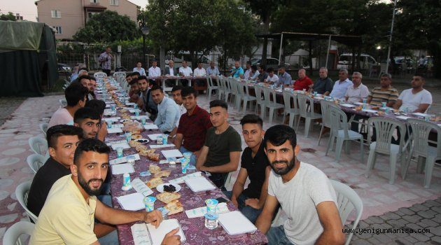 SARUHANLI 7 EYLÜLSPOR’DAN İFTAR YEMEĞİ