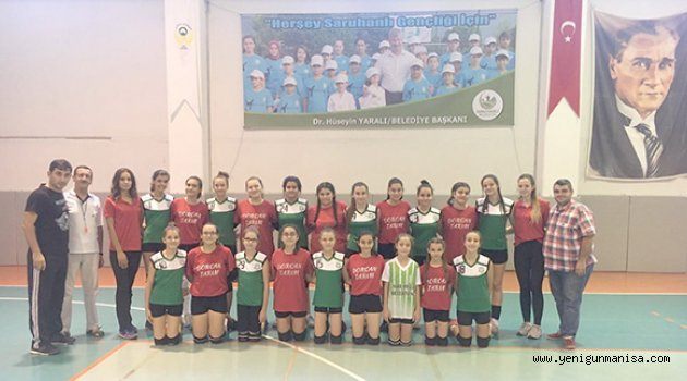 SARUHANLI’DA VOLEYBOL HEYECANI