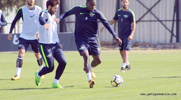 T. M. AKHİSARSPOR TRABZONSPOR HAZIRLIKLARINA DEVAM EDİYOR